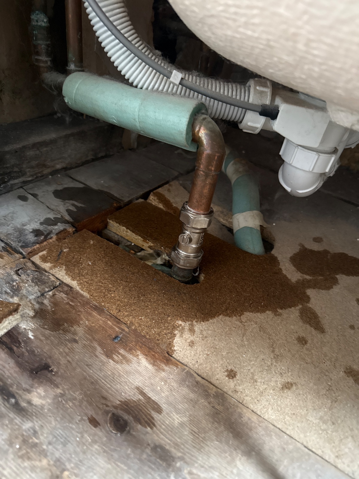 Compression joint (22mm)weeping at 'screw' stop cock under bath + replacement ceramic barrel tap washer required on bath tap (hot) near Iolanthe Terrace, Hebburn — PK Plumbing